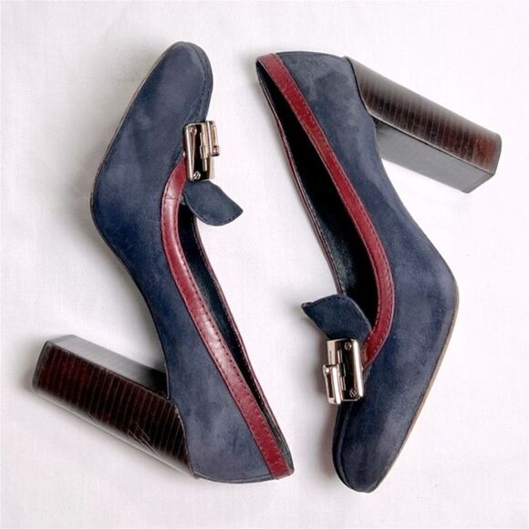 Tory Burch Logo Block Heel Pumps - Picture 2 of 6